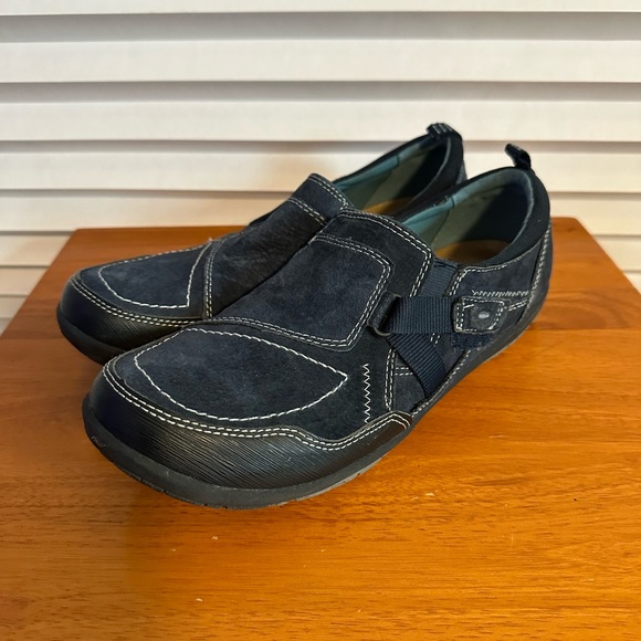 Earth Origins Alison Womens Blue Suede Strap Lifestyle Sneakers Shoes - Picture 2 of 10